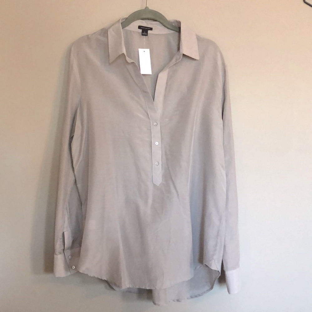 Ann Taylor silk/cotton blend light gray tunic. size large. New with tags